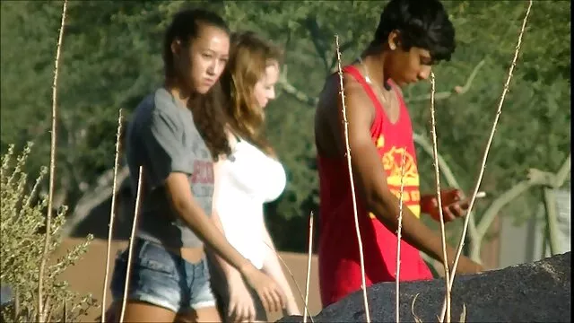 Lindo teenie en un anime porno español latino webcam
