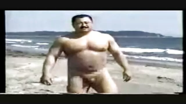 sexy adolescente con grandes tetas anime porno español latino aceita su cuerpo mostrando apretado coño