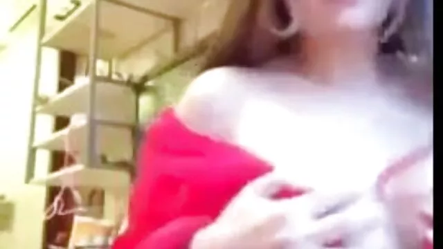 Pezones porno anime audio latino Enormes, Tetas Enormes