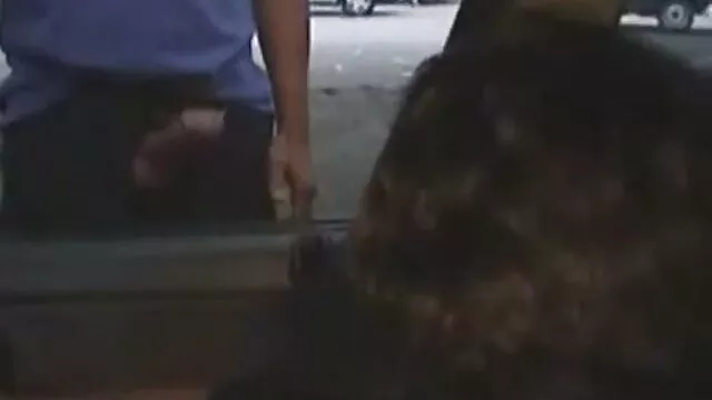 Jajaja ¿Qué está haciendo? Chino gordo apenas toca a xxx gratis latino una nena