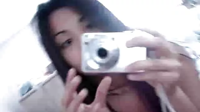 Hermosa pelirroja sexo gratis en español latino masturbándose 177