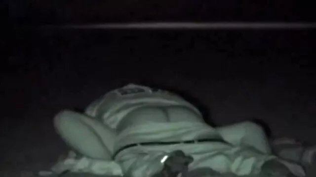 Linda chica sexo xxx español latino da amorosa handjob